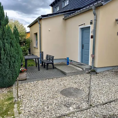 Nette In Grosssteinberg Mit Grill Und Terrasse Pomssen